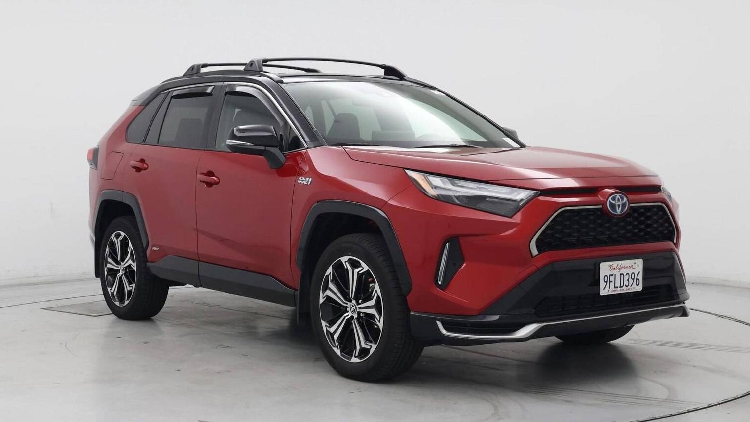 TOYOTA RAV4 PRIME 2023 JTMEB3FV0PD127161 image